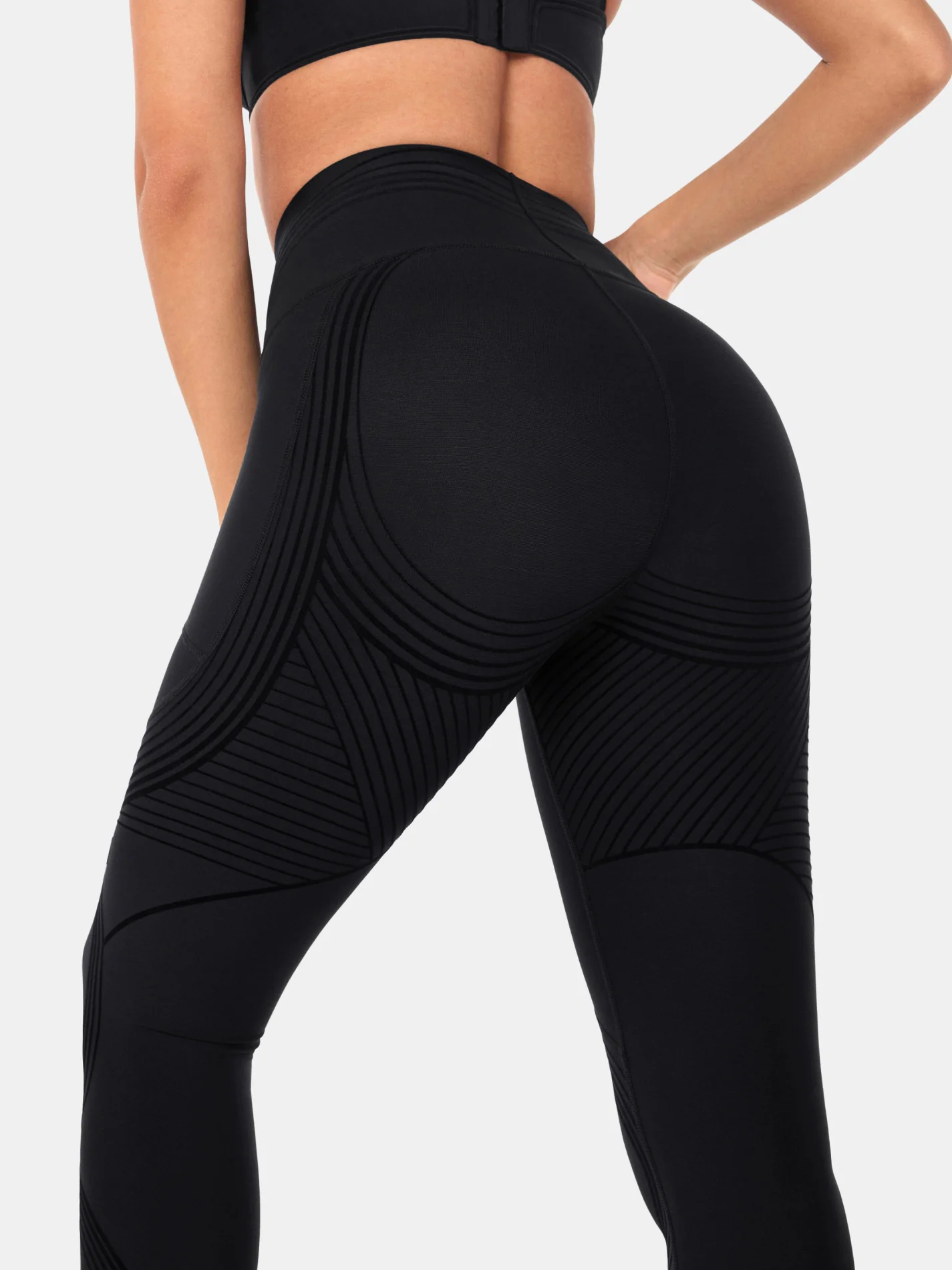 Body Sculpt Side Pocket Leggings 2.0 (Reversible Wear) - Image 17