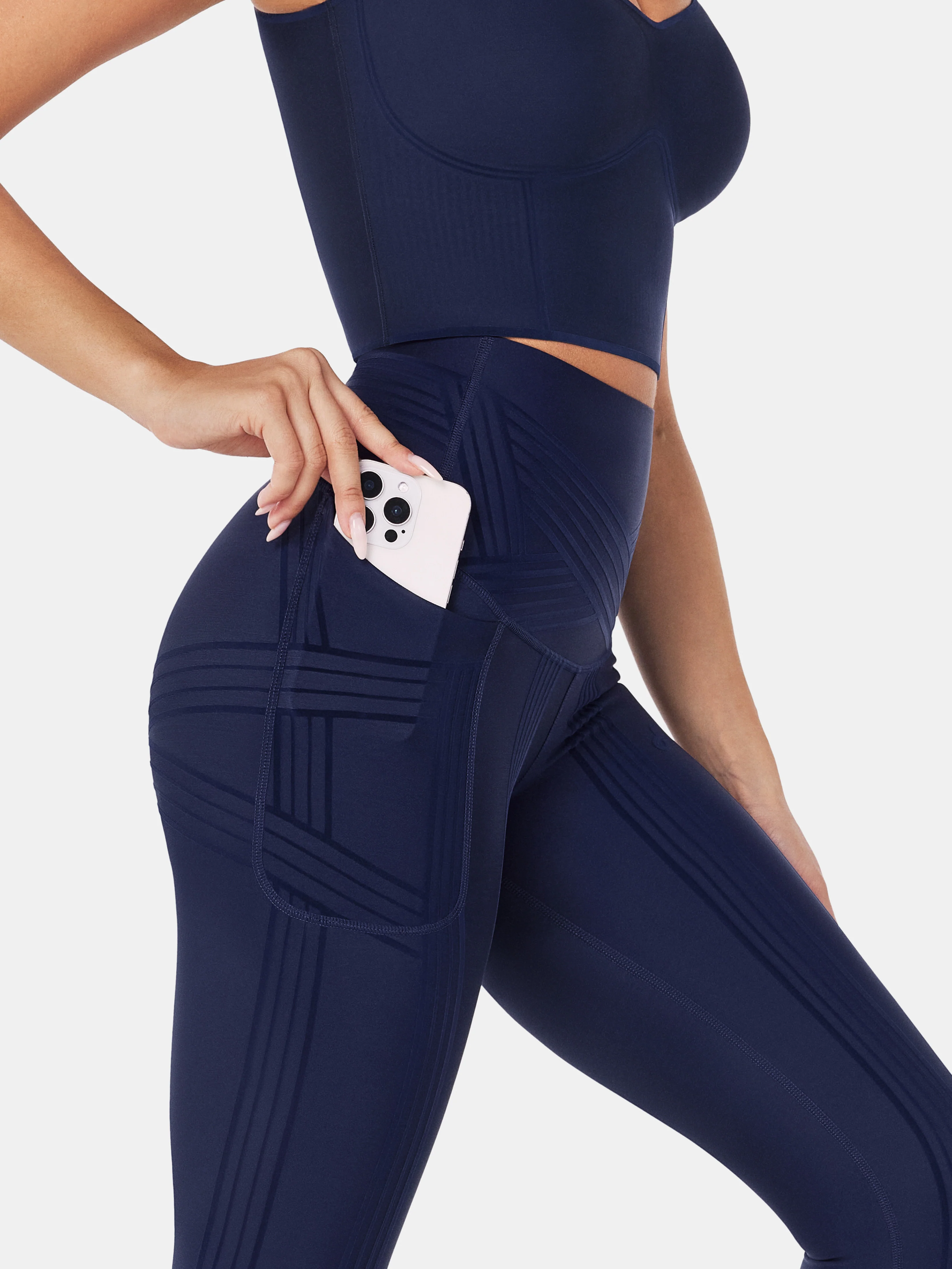PowerBand Resistance 7/8 Leggings (Reversible Wear) - Image 51